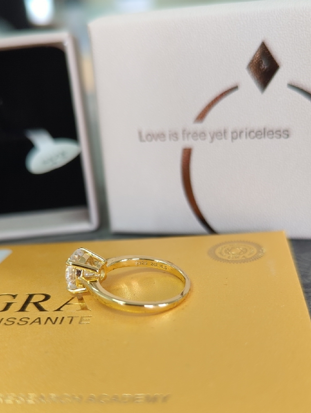 2.0 Ct Moissanite Ring Size 4.5 - Picture 6 of 9